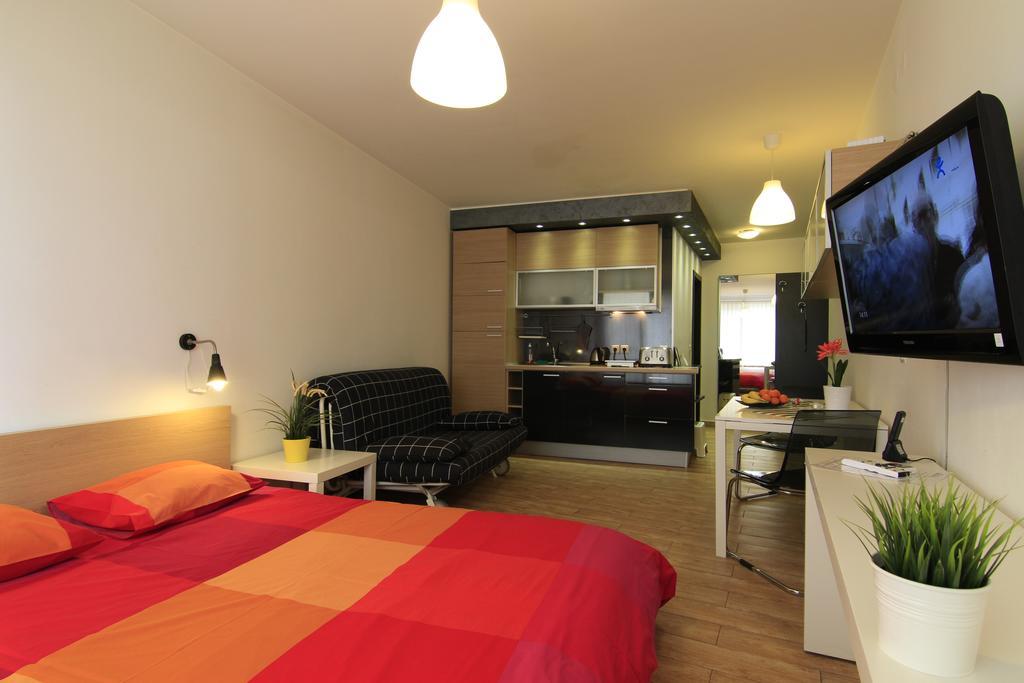 Nexus Galaxy Center Daire *